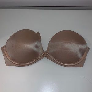 Victoria’s Secret Very Sexy nude strapless bra